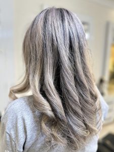 ارایش مو و رنگ مو