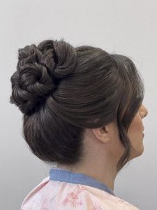 ارایش مو و رنگ موی بانوان