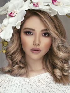 ارایش مو و رنگ موی بانوان